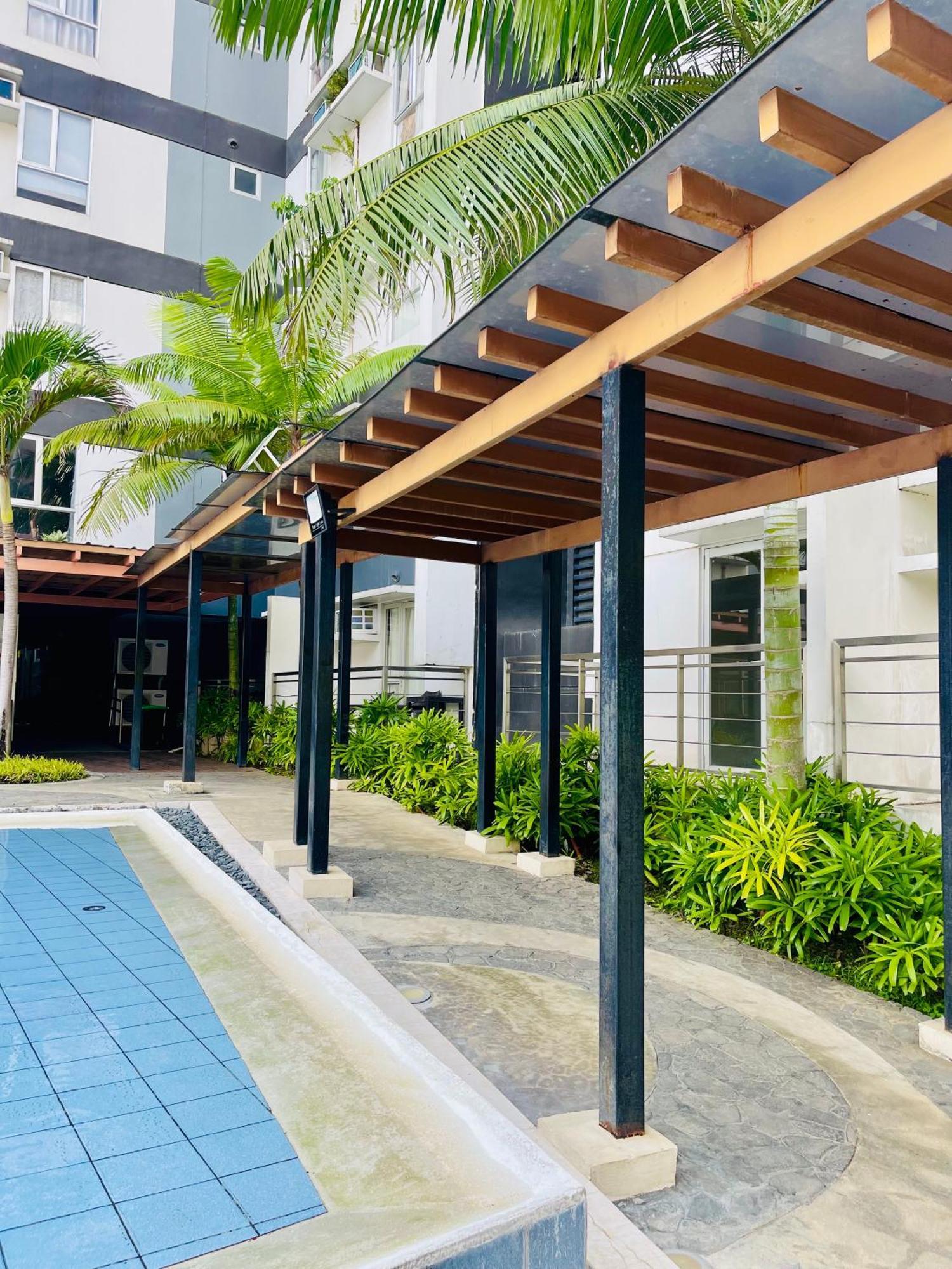 2-Bedroom Condo Unit With Balcony At Centrio Tower Beside Ayala Centrio Mall Downtown Cdo كاجايان دي أورو المظهر الخارجي الصورة