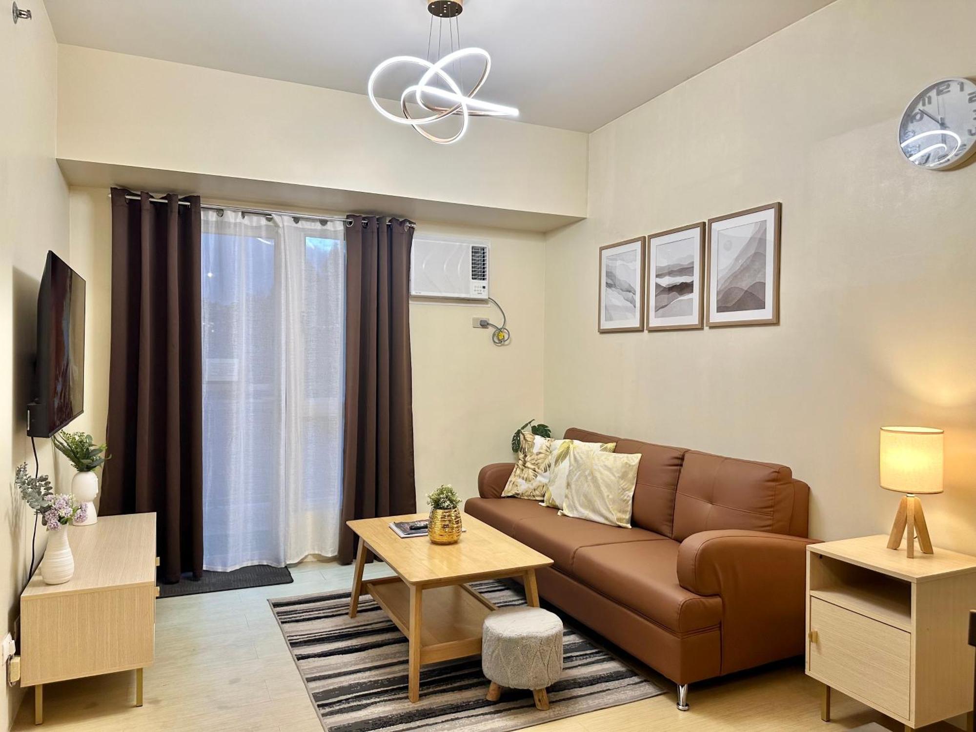 2-Bedroom Condo Unit With Balcony At Centrio Tower Beside Ayala Centrio Mall Downtown Cdo كاجايان دي أورو المظهر الخارجي الصورة