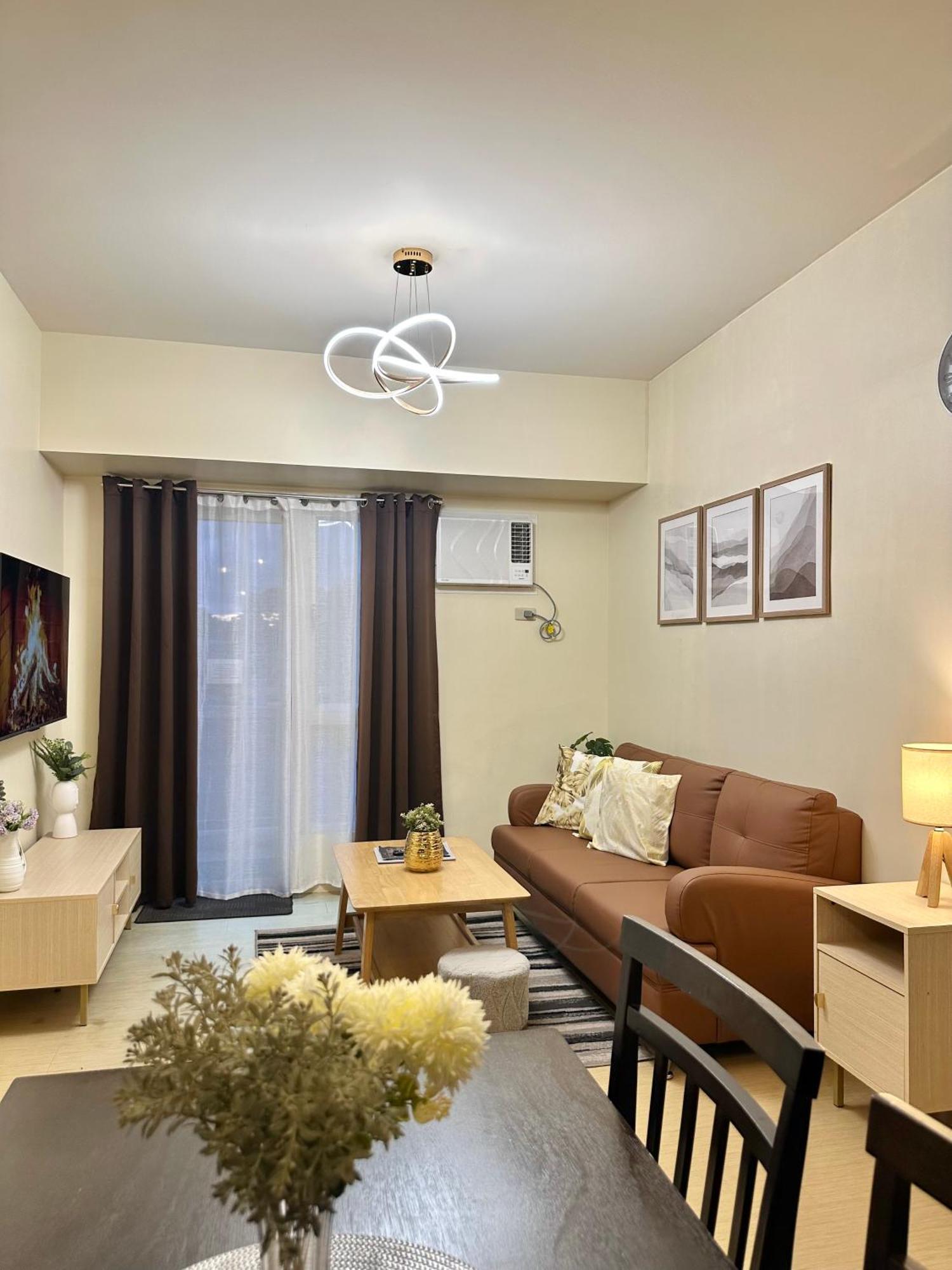 2-Bedroom Condo Unit With Balcony At Centrio Tower Beside Ayala Centrio Mall Downtown Cdo كاجايان دي أورو المظهر الخارجي الصورة